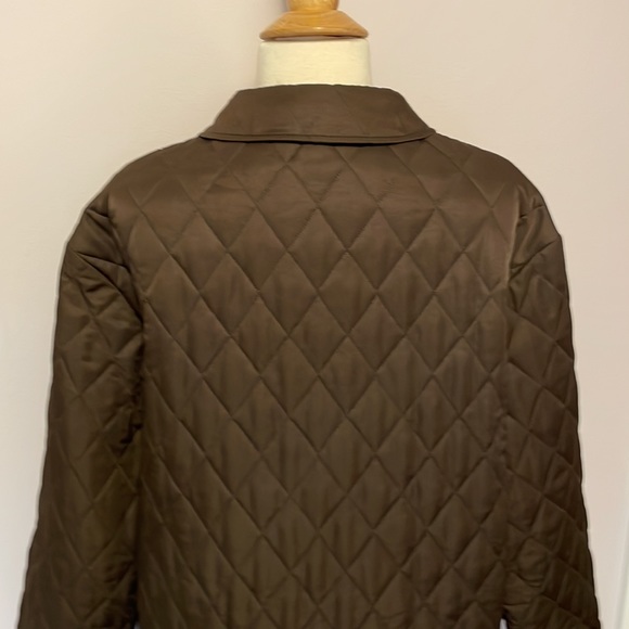 Burberry Quilted Coat 🏴󠁧󠁢󠁳󠁣󠁴󠁿 - Picture 7 of 11